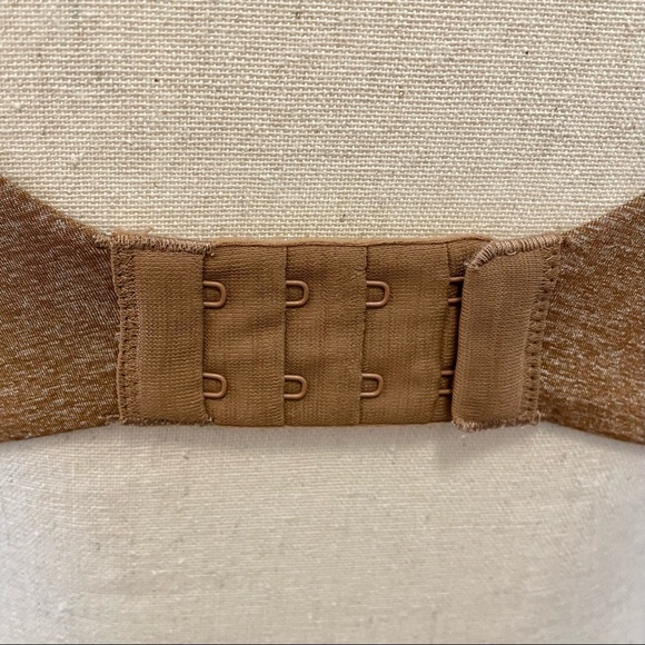 Victoria’s Secret Uplift Semi Demi Bra 36C Dark Suntan/Brown - Picture 6 of 6